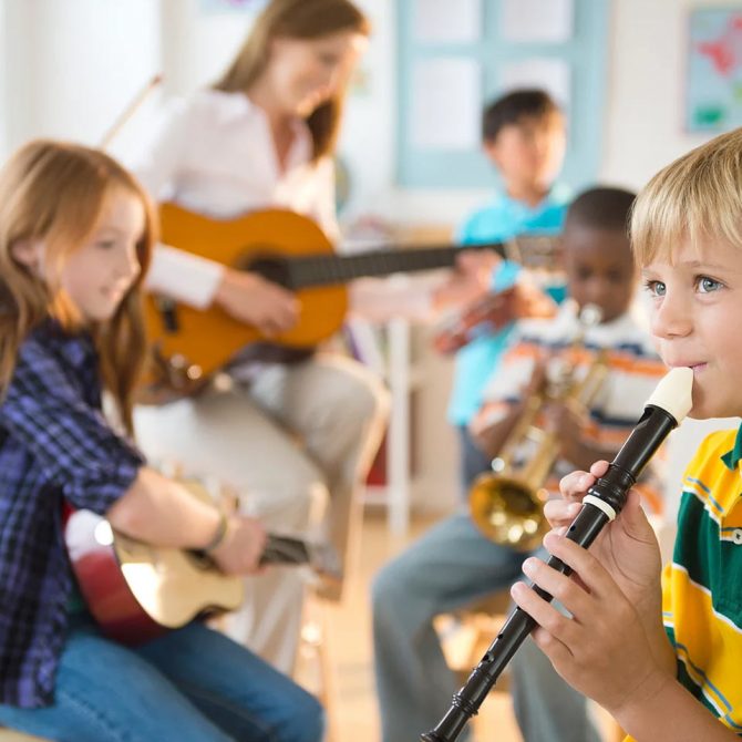 Corsi di musica per bambini studiati per una crescita individuale.